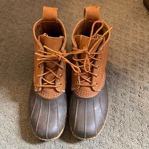 L.L. Bean 8.5M 6” Bean Boot
